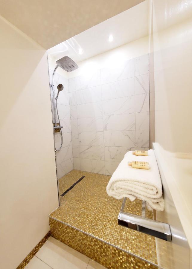 Appartement En Bord De Lac Avec Jaccuzi Publier Exterior photo
